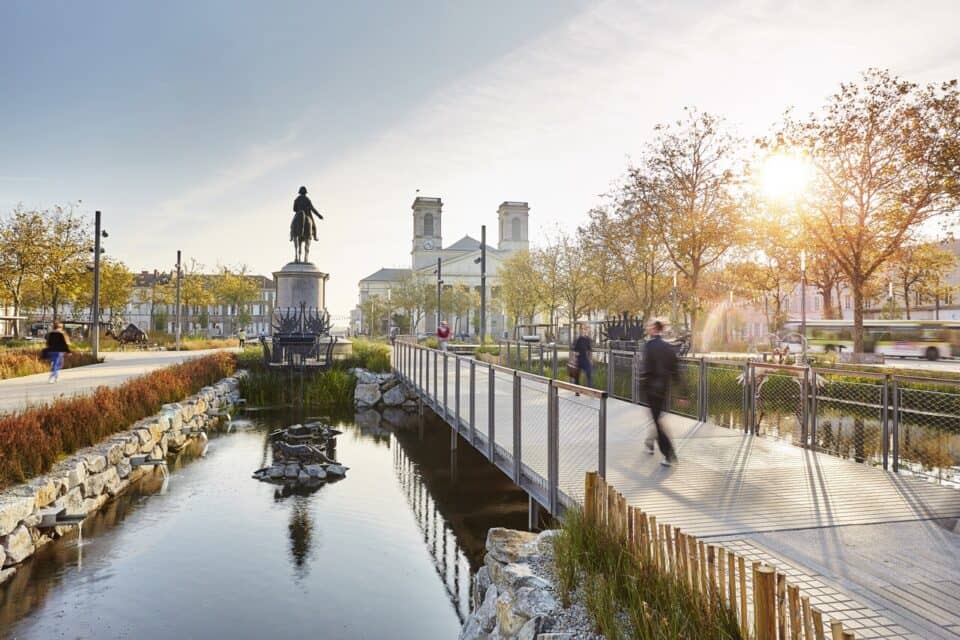 place napoléon à la roche sur yon